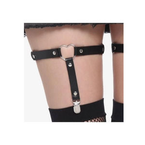 NWT HOT TOPIC Black Heart 2 Pack Leg Garters One Size